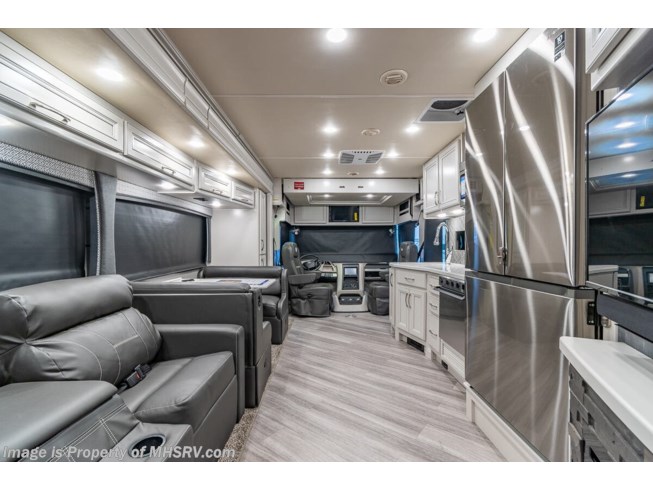 2022 Holiday Rambler Vacationer 33C - New Class A For Sale by Motor Home Specialist in Alvarado, Texas