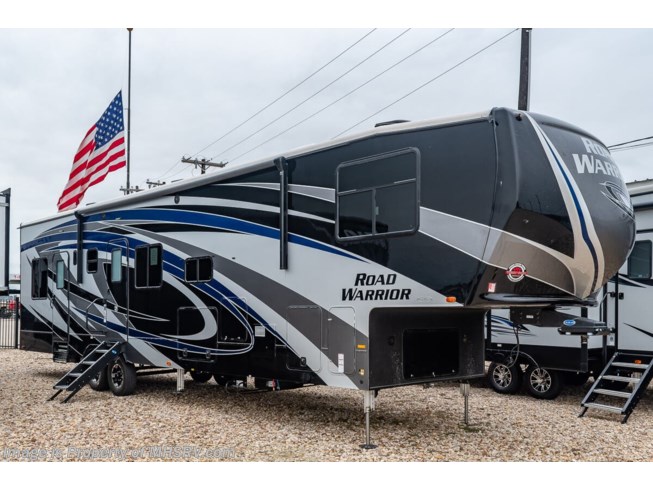 New 2021 Heartland Road Warrior 392RW available in Alvarado, Texas