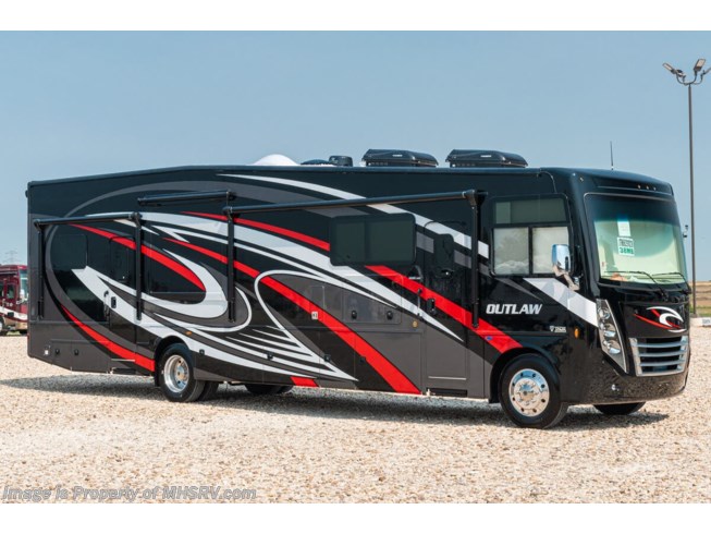 New 2021 Thor Motor Coach Outlaw 38MB available in Alvarado, Texas