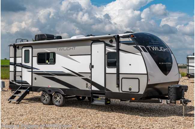 2021 Twilight RV TWS 2400 W/ Theater Seats, King Bed, 15K A/C ...
