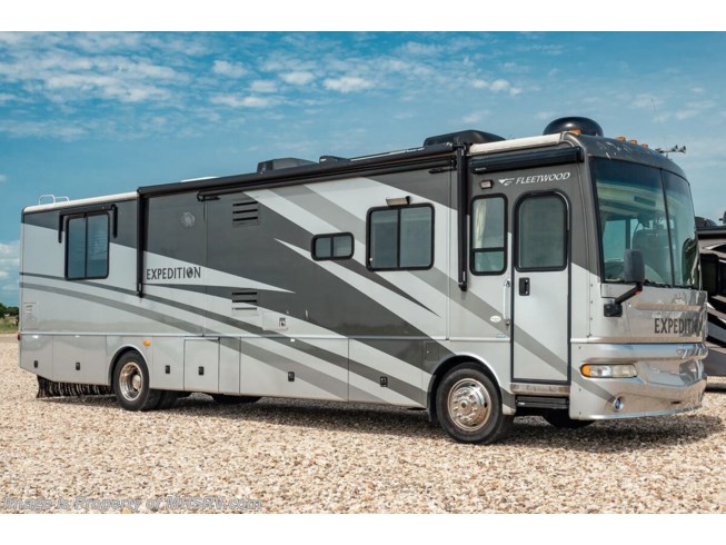 Used 2006 Fleetwood Expedition 38N available in Alvarado, Texas