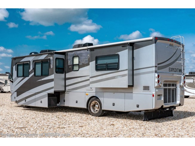 2006 Expedition 38N by Fleetwood from Motor Home Specialist in Alvarado, Texas