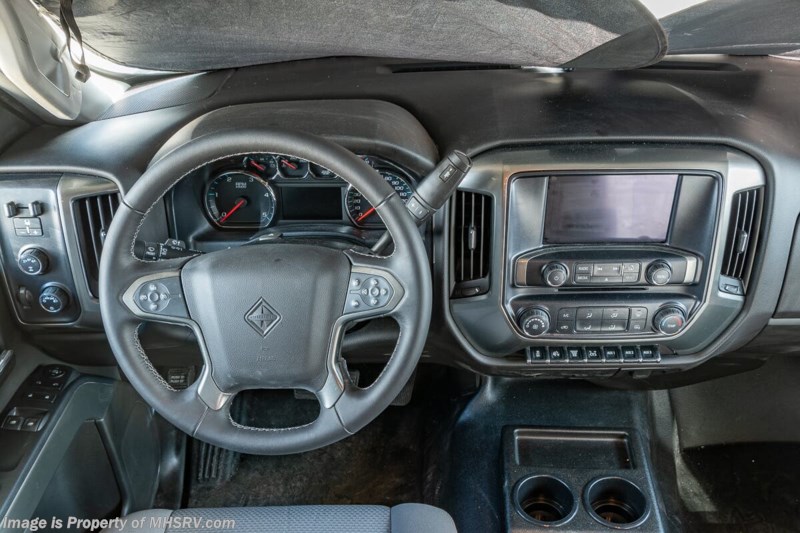 2021 Nexus Rebel 30R 4x4 International® CV™ Series Super C W/ 350HP