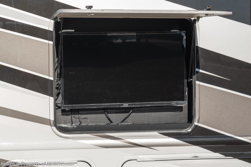 2021 Nexus Rebel 35R Bunk Model 4x4 International® CV™ Series Super C W ...