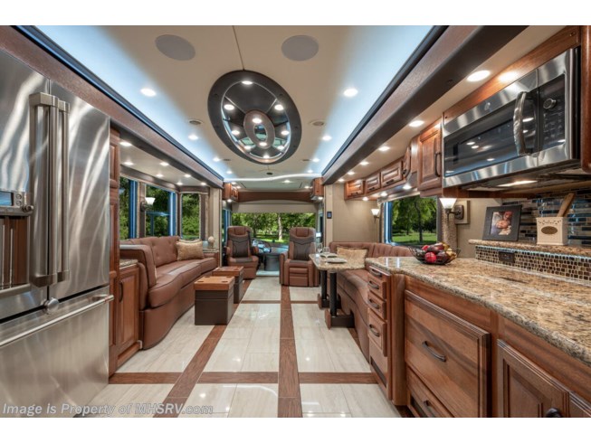 2021 Foretravel Realm FS6 Luxury Villa Master Suite Bath & 1/2 (LVMS) - New Diesel Pusher For Sale by Motor Home Specialist in Alvarado, Texas