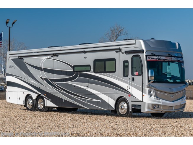 New 2021 Fleetwood Discovery LXE 44B available in Alvarado, Texas