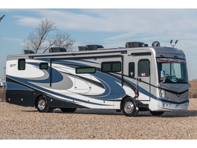 New 2021 Fleetwood Discovery 38W available in Alvarado, Texas