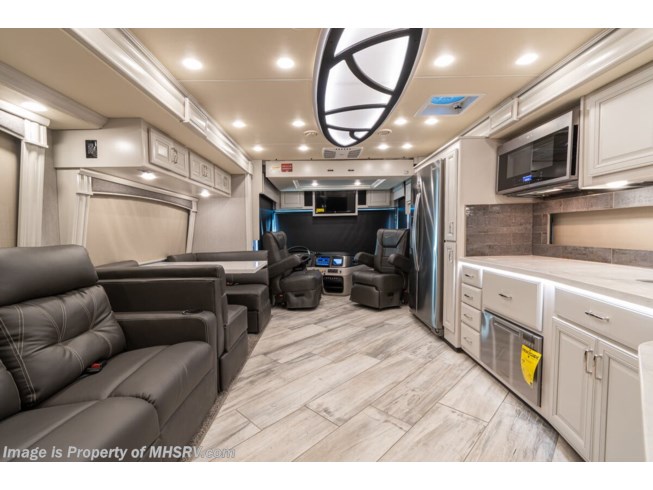 2021 Fleetwood Discovery 38N - New Diesel Pusher For Sale by Motor Home Specialist in Alvarado, Texas