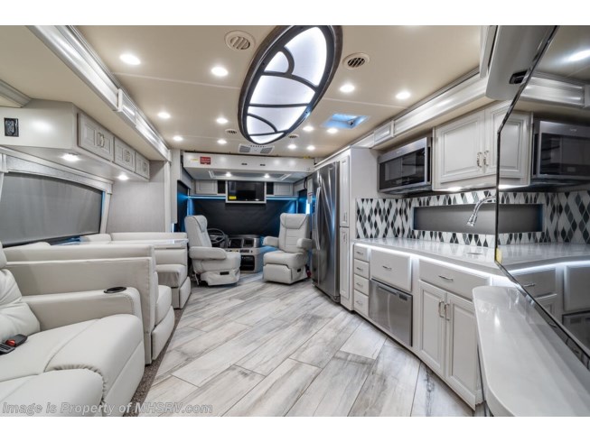2021 Fleetwood Discovery 38N - New Diesel Pusher For Sale by Motor Home Specialist in Alvarado, Texas