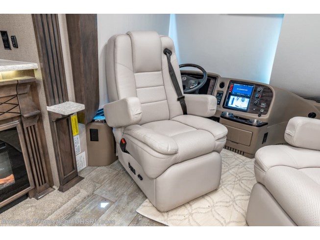 45y Rv 2021 Entegra Coach Cornerstone 45Y #JET072987717 - For Sale in Alvarado, TX