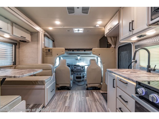 2021 Thor Motor Coach Four Winds 25V - New Class C For Sale by Motor Home Specialist in Alvarado, Texas
