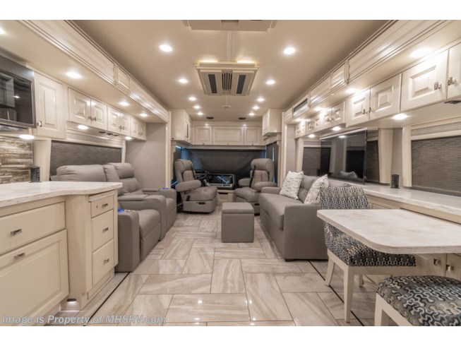 2021 American Coach American Tradition 42Q - New Diesel Pusher For Sale by Motor Home Specialist in Alvarado, Texas