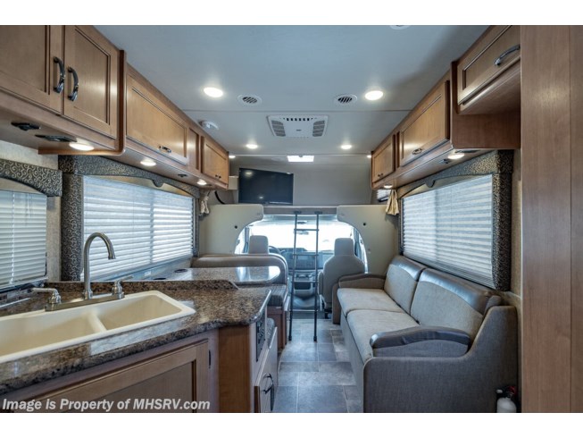 2017 Thor Motor Coach Freedom Elite 26HE - Used Class C For Sale by Motor Home Specialist in Alvarado, Texas
