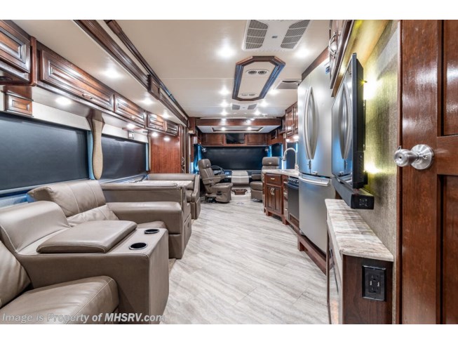 2019 Fleetwood Bounder 33C - Used Class A For Sale by Motor Home Specialist in Alvarado, Texas