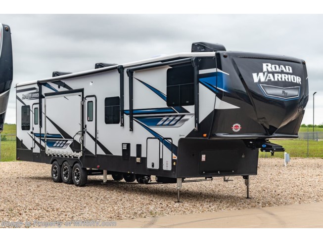 New 2021 Heartland Road Warrior 4275RW available in Alvarado, Texas