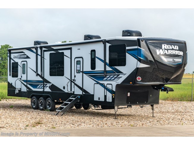 New 2022 Heartland Road Warrior 3965RW available in Alvarado, Texas