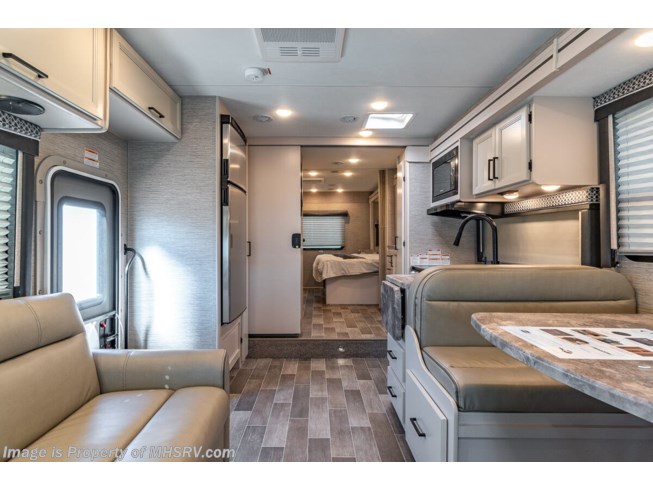 2022 Chateau 31BV by Thor Motor Coach from Motor Home Specialist in Alvarado, Texas