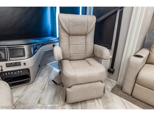 2021 Discovery 36Q by Fleetwood from Motor Home Specialist in Alvarado, Texas
