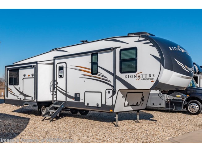 Used 2020 Forest River Rockwood Signature 8291RK available in Alvarado, Texas