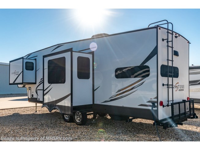 2020 Rockwood Signature 8291RK by Forest River from Motor Home Specialist in Alvarado, Texas