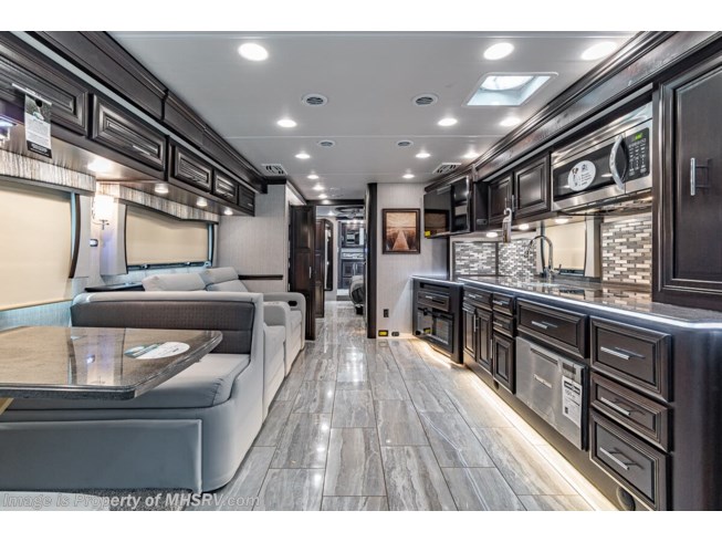 2021 Berkshire XL 40C by Forest River from Motor Home Specialist in Alvarado, Texas