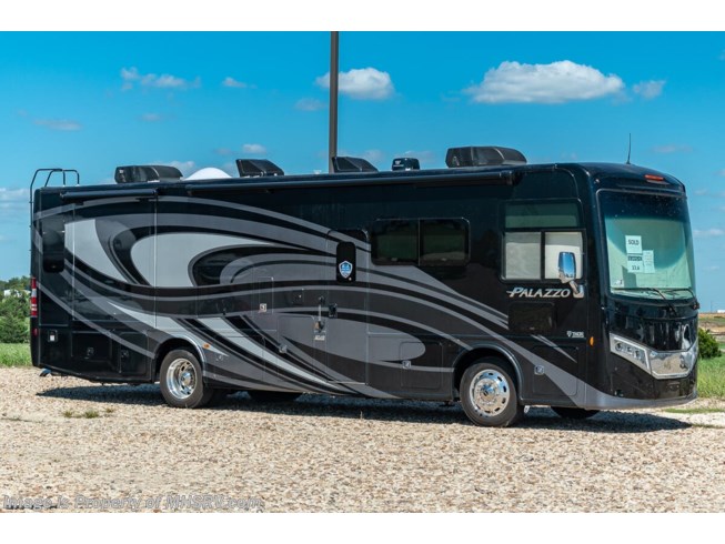 New 2022 Thor Motor Coach Palazzo 33.6 available in Alvarado, Texas
