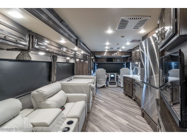 2021 Fleetwood Bounder 33C - New Class A For Sale by Motor Home Specialist in Alvarado, Texas