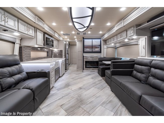 2022 Discovery 38W by Fleetwood from Motor Home Specialist in Alvarado, Texas