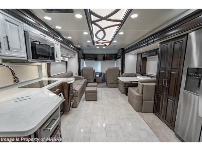 2022 Entegra Coach Anthem 44R - New Diesel Pusher For Sale by Motor Home Specialist in Alvarado, Texas