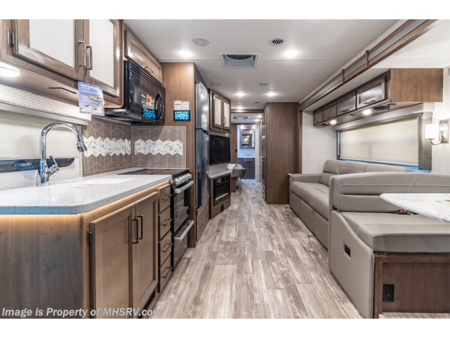 2022 Hurricane 35M by Thor Motor Coach from Motor Home Specialist in Alvarado, Texas