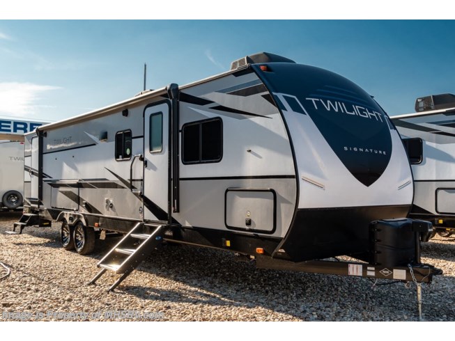 New 2021 Thor Motor Coach Twilight TWS 3180 available in Alvarado, Texas