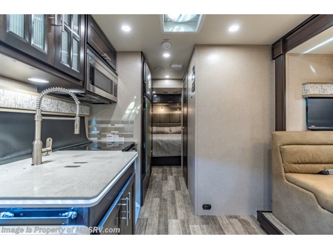 2021 Isata 5 Series 28SS by Dynamax Corp from Motor Home Specialist in Alvarado, Texas