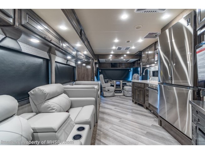 2022 Fleetwood Bounder 33C - New Class A For Sale by Motor Home Specialist in Alvarado, Texas