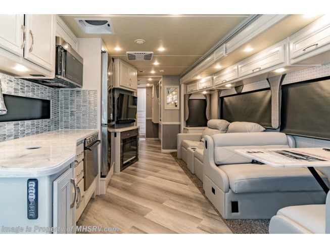 2022 Bounder 35K by Fleetwood from Motor Home Specialist in Alvarado, Texas