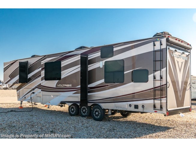 2017 Dutchmen Voltage Epic 3970 #2448CTH - For Sale in ...