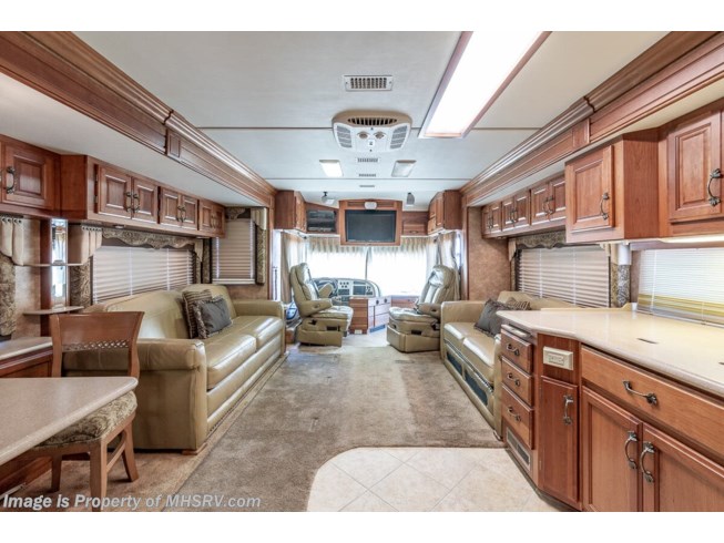 2005 American Coach American Tradition 40L - Used Diesel Pusher For Sale by Motor Home Specialist in Alvarado, Texas