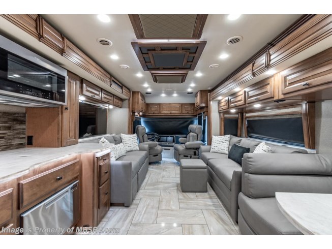 2020 American Coach Revolution LE 44V - Used Diesel Pusher For Sale by Motor Home Specialist in Alvarado, Texas