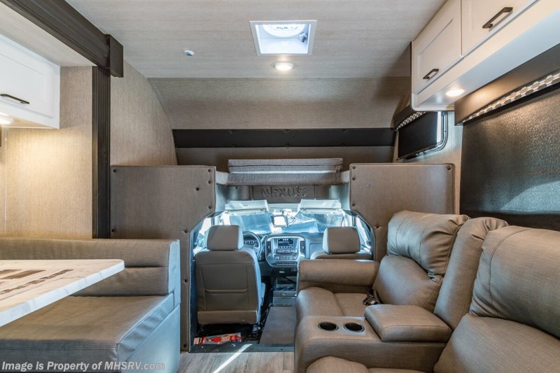 2023 Nexus Rebel 35R Bunk House 4x4 International® CV™ Series Super C W ...