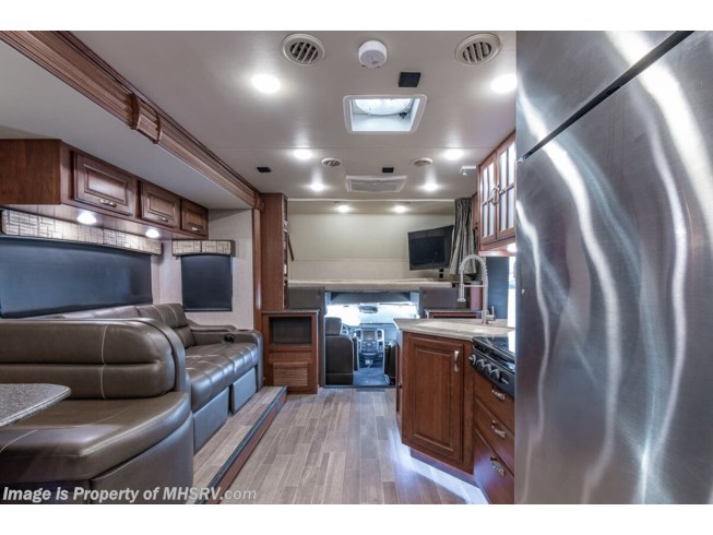 2018 Dynamax Corp Isata 5 Series 32FW - Used Class C For Sale by Motor Home Specialist in Alvarado, Texas