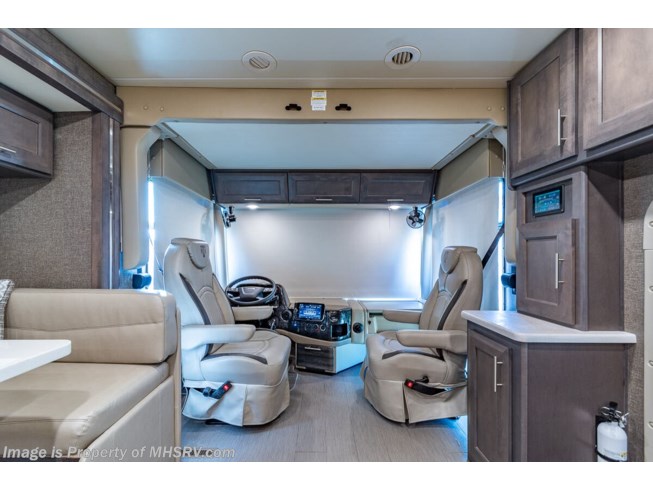 2022 Palazzo 37.5 by Thor Motor Coach from Motor Home Specialist in Alvarado, Texas