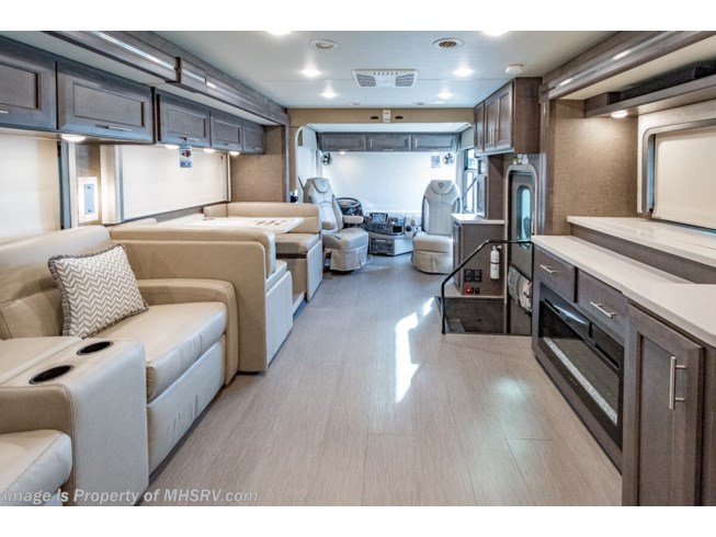 2022 Thor Motor Coach Palazzo 37.5 - New Diesel Pusher For Sale by Motor Home Specialist in Alvarado, Texas