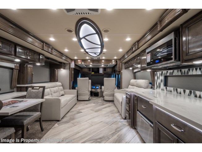 2022 Fleetwood Discovery 38W - New Diesel Pusher For Sale by Motor Home Specialist in Alvarado, Texas