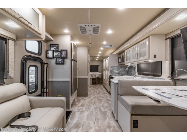 2022 Admiral 34J by Holiday Rambler from Motor Home Specialist in Alvarado, Texas