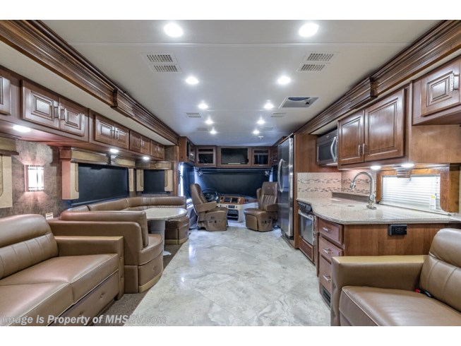 2014 Fleetwood Discovery 40X - Used Diesel Pusher For Sale by Motor Home Specialist in Alvarado, Texas
