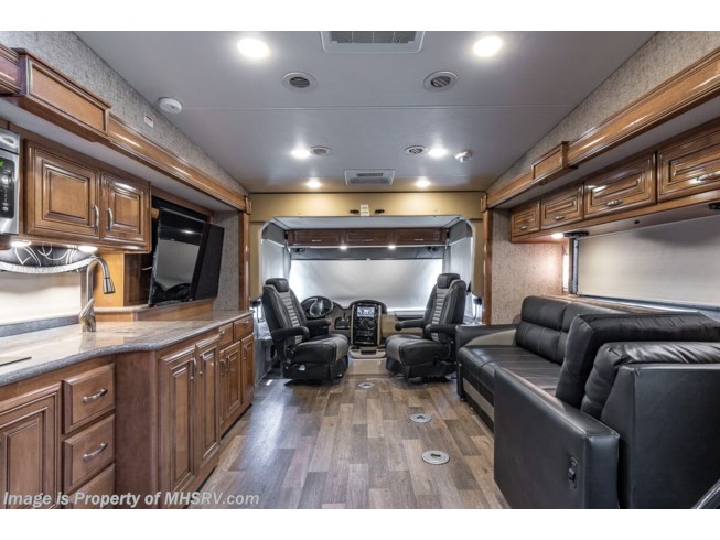 2018 Thor Motor Coach Outlaw 37GP - Used Class A For Sale by Motor Home Specialist in Alvarado, Texas