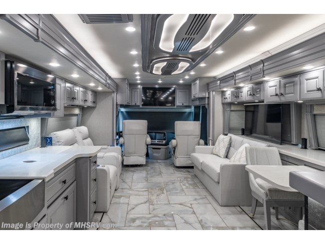 2023 American Coach American Tradition 42Q - New Diesel Pusher For Sale by Motor Home Specialist in Alvarado, Texas