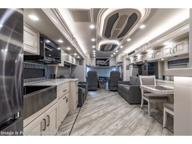 2022 American Coach American Dream 42Q - New Diesel Pusher For Sale by Motor Home Specialist in Alvarado, Texas