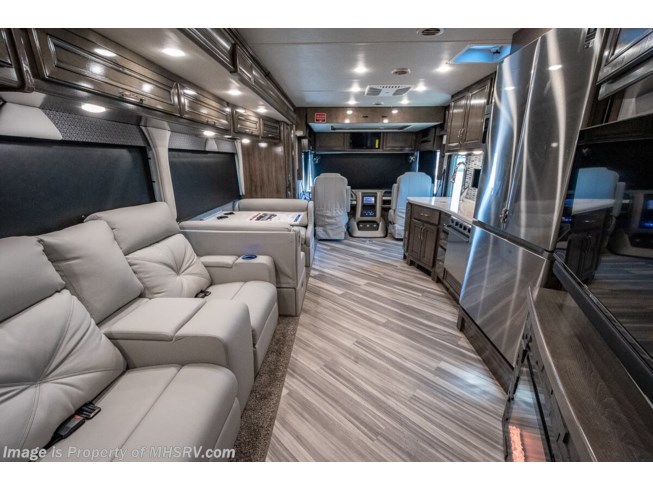 2023 Fleetwood Bounder 33C - New Class A For Sale by Motor Home Specialist in Alvarado, Texas