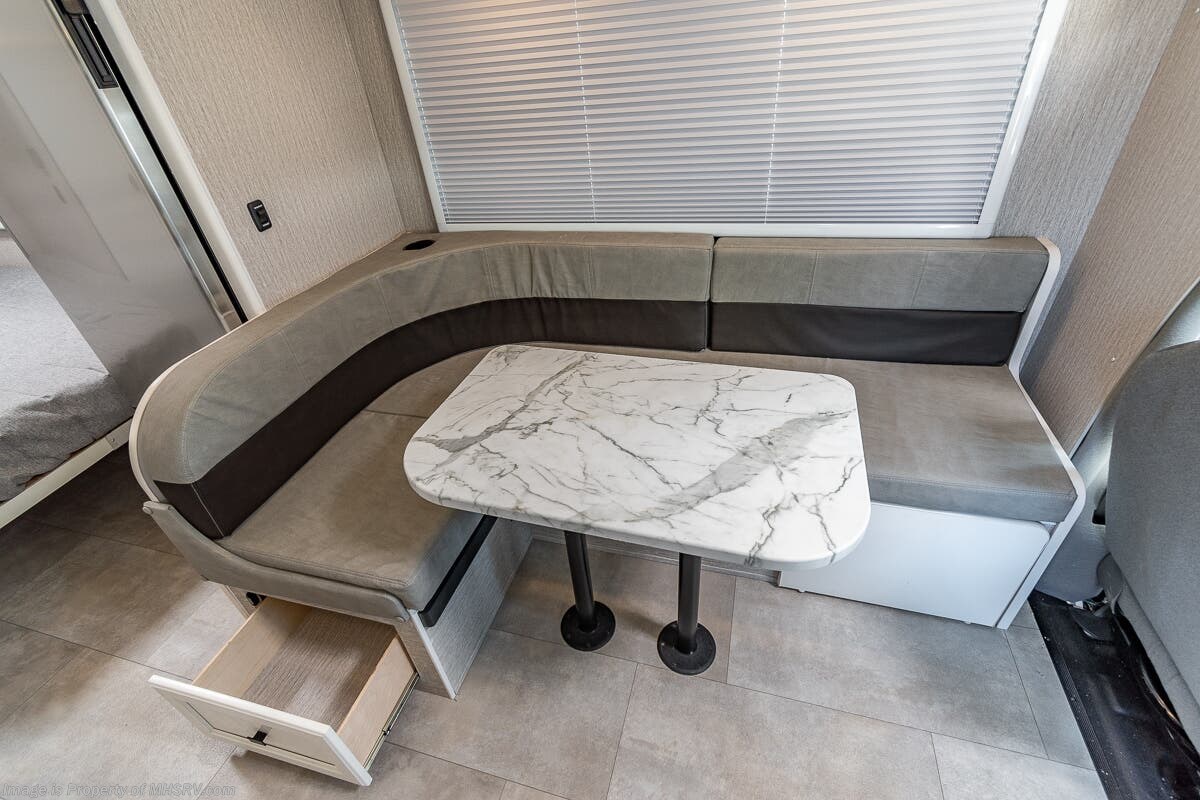 2022 Coachmen Cross Trail XL 22XG W/ Swivel Passenger & Driver