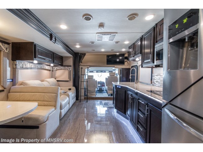 2019 Dynamax Corp Dynaquest XL 37RB - Used Class C For Sale by Motor Home Specialist in Alvarado, Texas